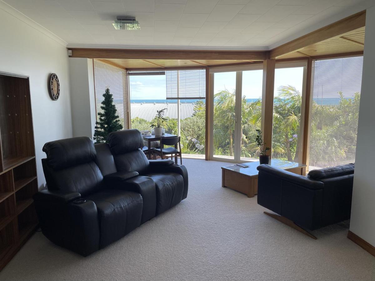 Sea Views Walk To Beaches New Plymouth Bagian luar foto