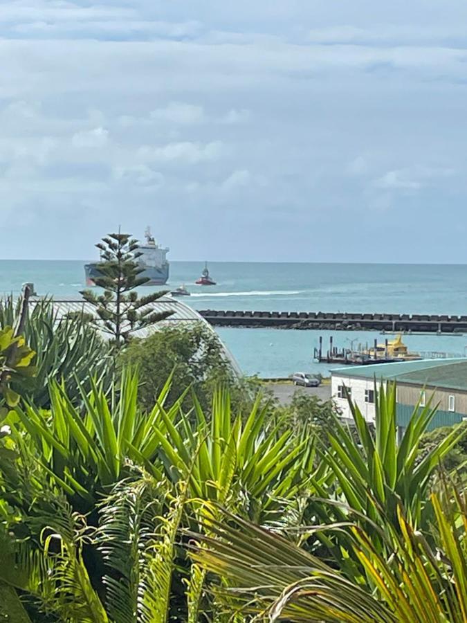 Sea Views Walk To Beaches New Plymouth Bagian luar foto
